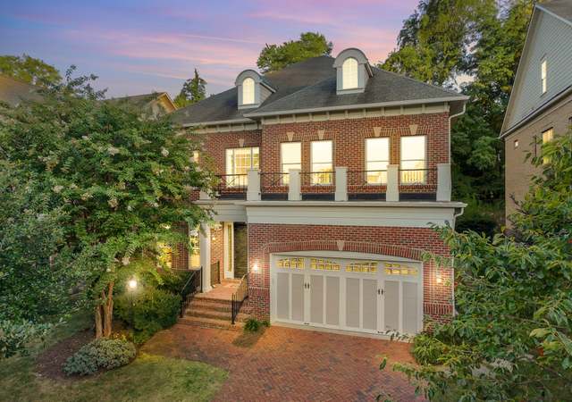 Property at 6817 Stockwell Manor Dr, Falls Church, VA 22043, 5 beds, 4.5 baths