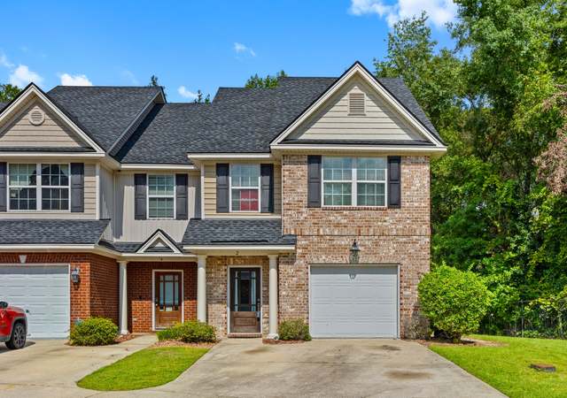 Property at 2 Weslyn Park Dr, Savannah, GA 31419, 3 beds, 2.5 baths
