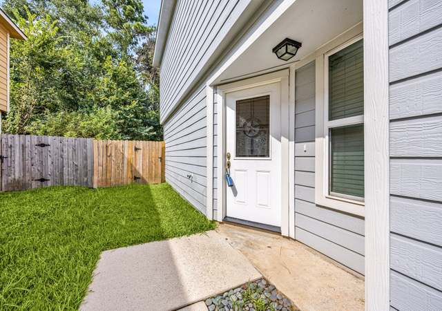 Photo of 9921 Kingfisher Dr, Conroe, TX 77385