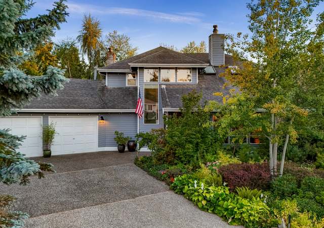 Property at 808 Aloha Pl, Edmonds, WA 98020, 3 beds, 2.5 baths