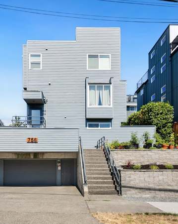 Photo of 756 N 72nd St #102, Seattle, WA 98103