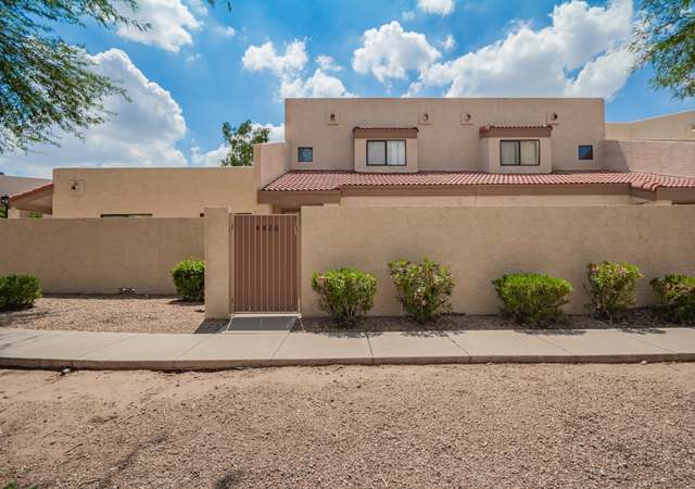 Property at 4826 W New World Dr, Glendale, AZ 85302, 2 beds, 2.5 baths