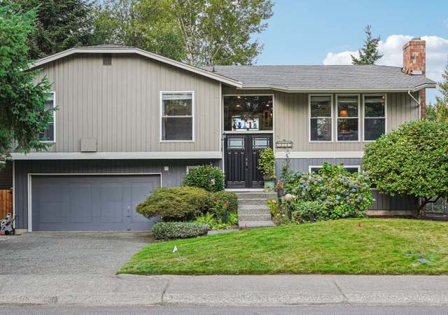 Property at 21815 121st Pl SE, Kent, WA 98031, 5 beds, 2.5 baths