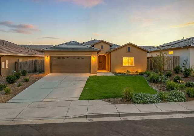 Property at 9909 Old Wood Dr, Bakersfield, CA 93306, 4 beds, 2 baths
