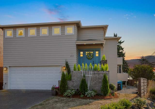 Property at 2343 NW 196th St, Shoreline, WA 98177, 4 beds, 3 baths