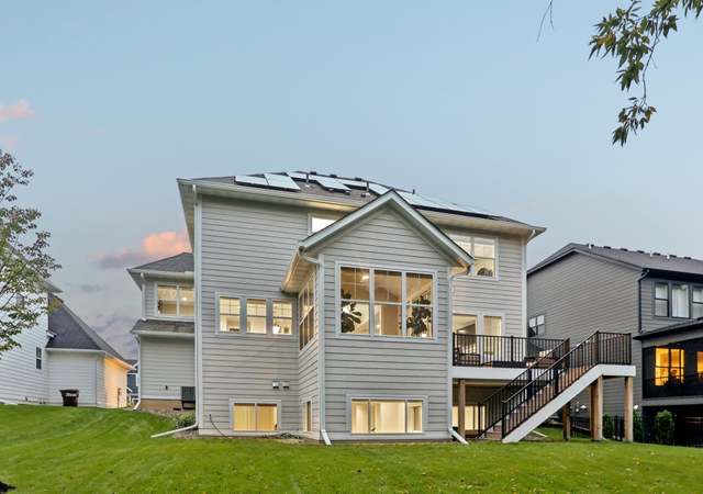 Photo of 4386 Arbor Dr, Woodbury, MN 55129
