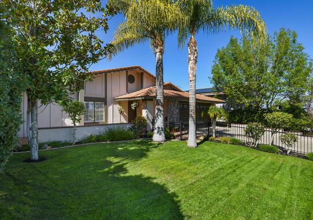 Photo of 2092 Applegate Dr, Corona, CA 92882