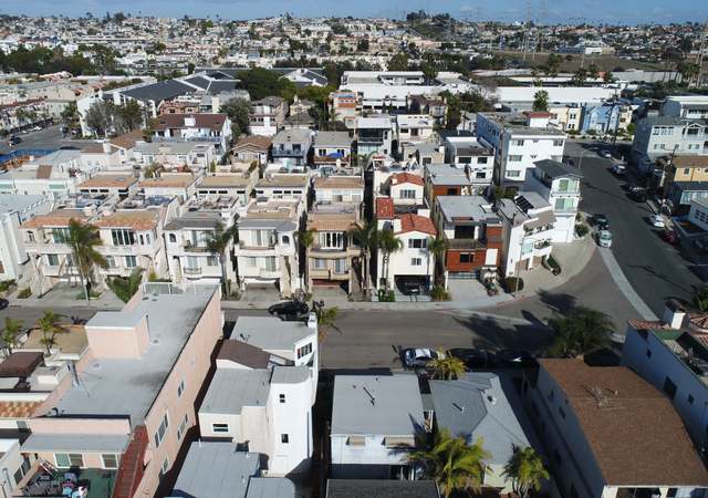 Photo of 121 Manhattan Ave, Hermosa Beach, CA 90254