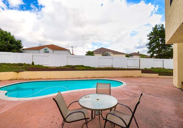 Photo of 1380 Wagon Gln, Escondido, CA 92027