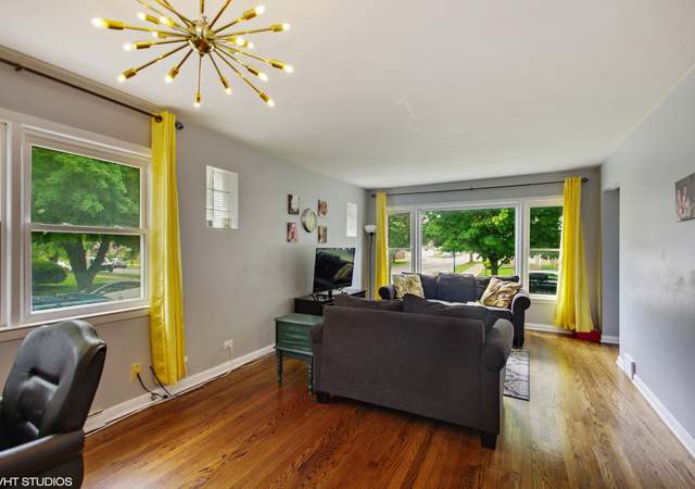 Photo of 7501 N Oconto Ave, Chicago, IL 60631