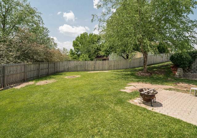 Photo of 111 Gunston Hall Dr, St Charles, MO 63304