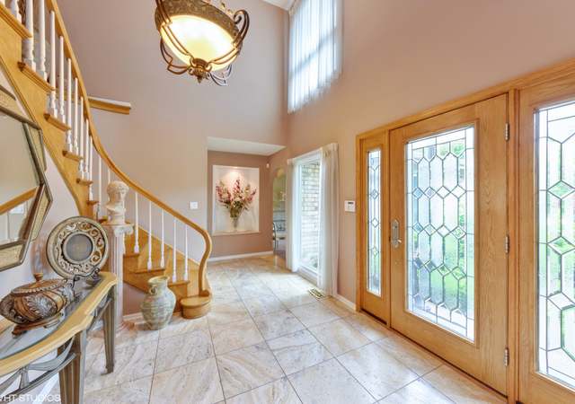 Photo of 2541 Greenview Rd, Northbrook, IL 60062