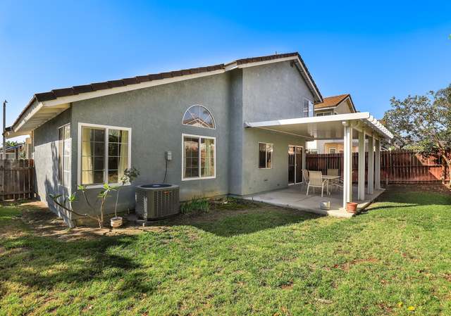 Photo of 998 Bennington Cir, Corona, CA 92880