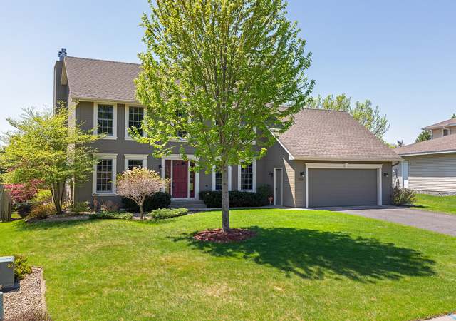 Photo of 4387 Evergreen Dr, Vadnais Heights, MN 55127