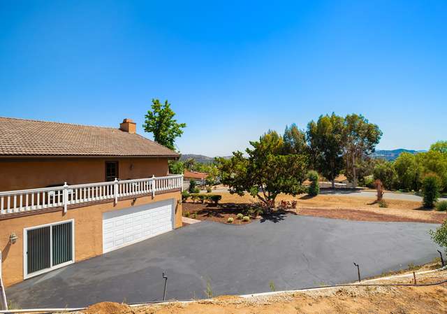Photo of 25911 Kaywood Ct, Escondido, CA 92026