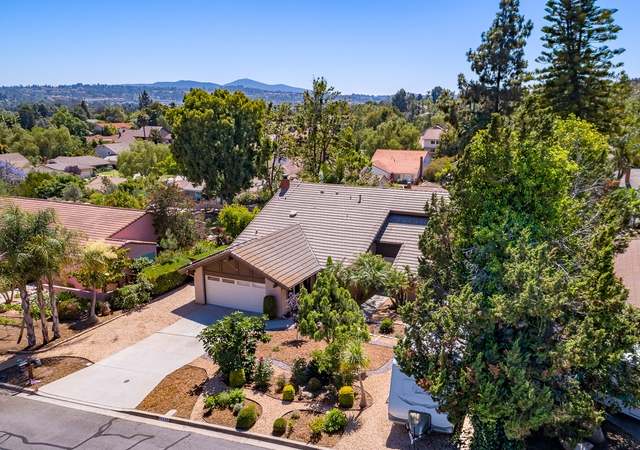 Photo of 17240 Saint Andrews Dr, Poway, CA 92064