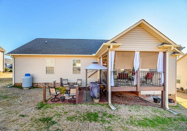 Photo of 526 Cornucopia Ln, Inman, SC 29349