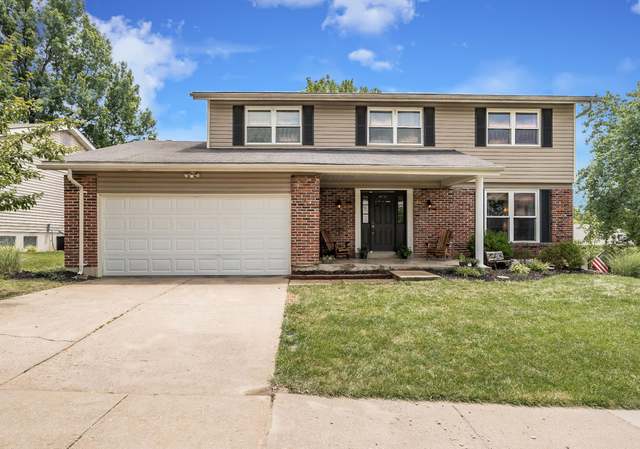 Photo of 1032 Summer Tree Dr, Ballwin, MO 63011