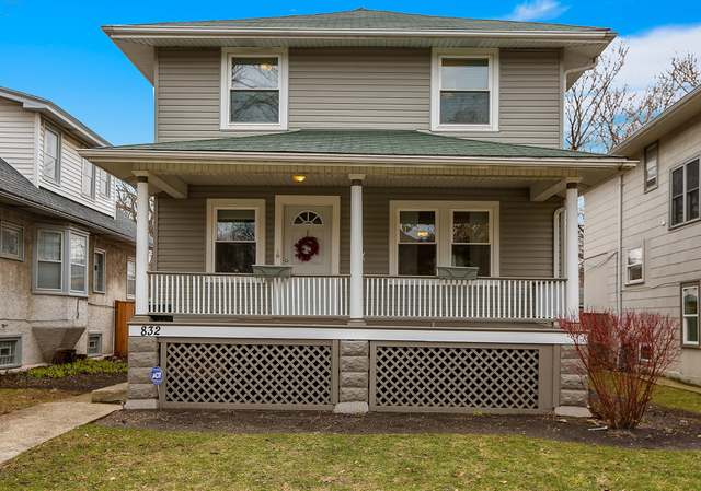 Photo of 832 Lyman Ave, Oak Park, IL 60304