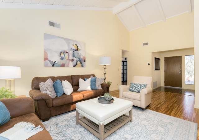 Photo of 10420 Mesa Madera Dr, San Diego, CA 92131