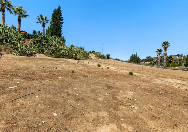 Photo of 13457 Mountainside Dr, Poway, CA 92064
