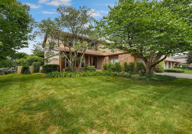 Photo of 4125 Applewood Ln, Northbrook, IL 60062