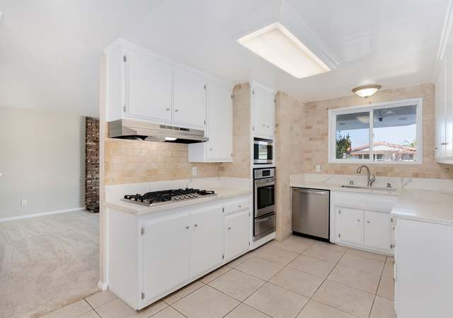 Photo of 6569 Alcala Knolls Dr, San Diego, CA 92111