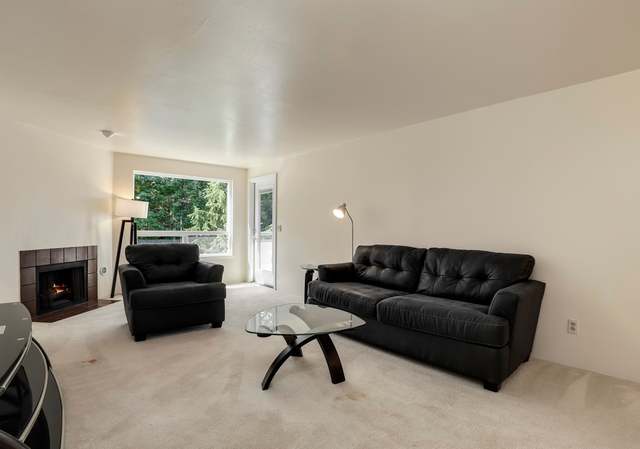 Photo of 10501 8th Ave NE #325, Seattle, WA 98125