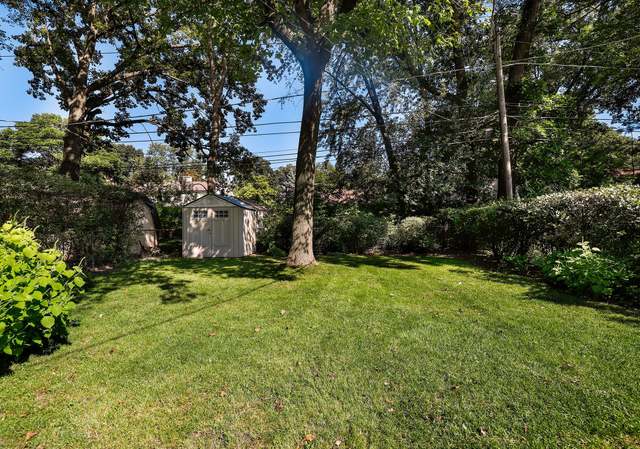 Photo of 4918 Farwell Ave, Skokie, IL 60077