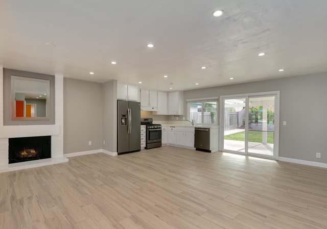 Photo of 11238 Ganesta Rd, San Diego, CA 92126