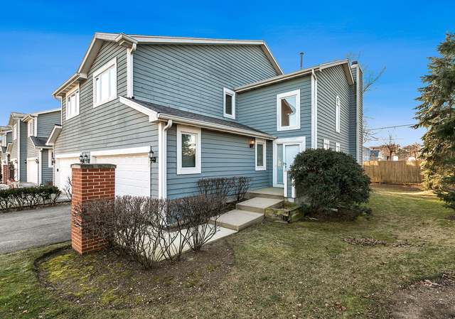 Photo of 2779 THE Mews, Northbrook, IL 60062