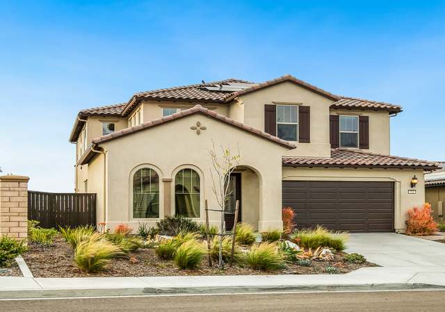 Photo of 504 Adobe Estates Dr, Vista, CA 92083