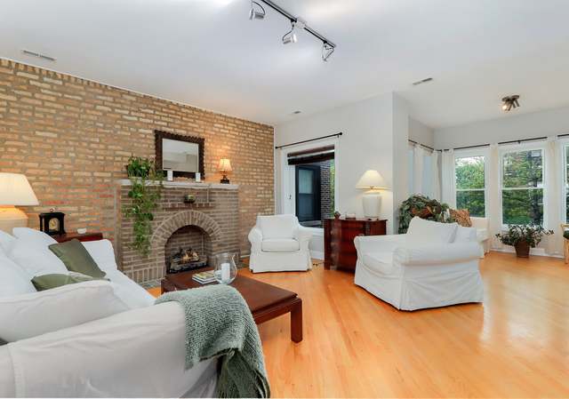 Photo of 7730 N Paulina St #2, Chicago, IL 60626