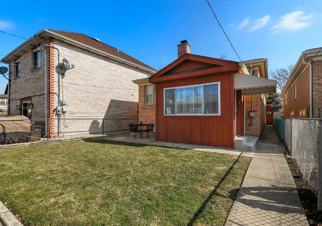 Photo of 4416 N Nagle Ave, Harwood Heights, IL 60706