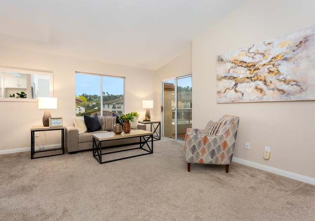 Photo of 7444 Altiva Pl, Carlsbad, CA 92009