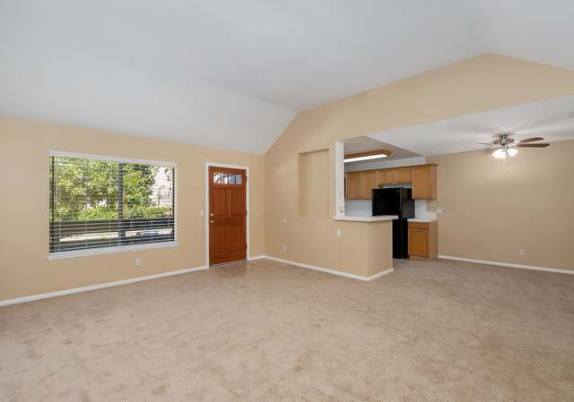 Photo of 1800 S Maple St #214, Escondido, CA 92025