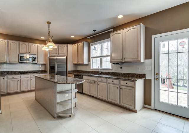Photo of 12 Tudor Ct, Stafford, VA 22554
