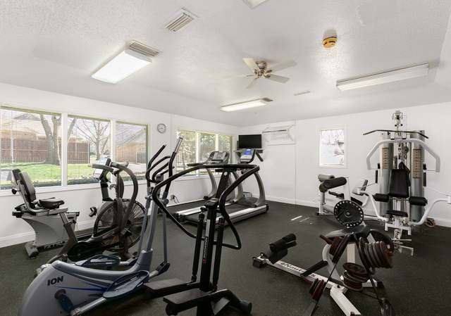 Photo of 2960 Woodcroft Cir, Carrollton, TX 75006