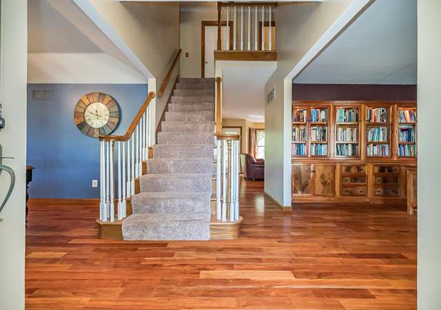Photo of 449 Bridgewater Ct, St Charles, MO 63304