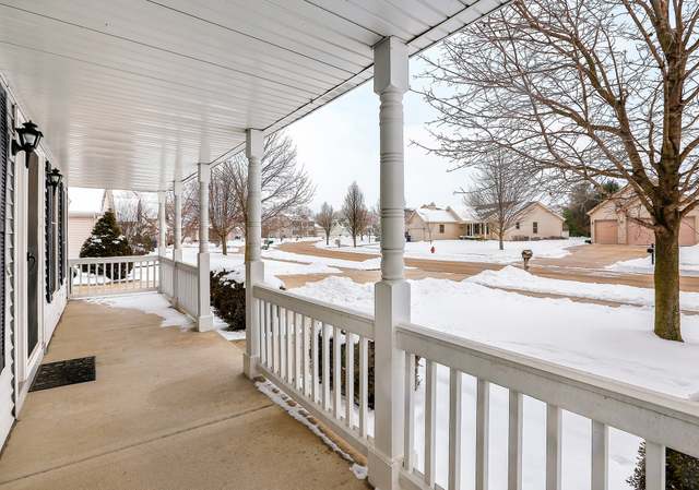 Photo of 406 E Barberry Cir, Yorkville, IL 60560