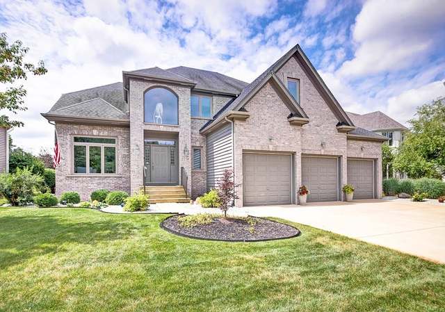 Photo of 2770 Ginger Woods Dr, Aurora, IL 60502