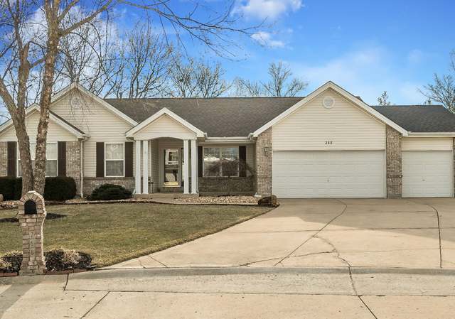 Photo of 268 Hickory Wood Dr, Lake St Louis, MO 63367