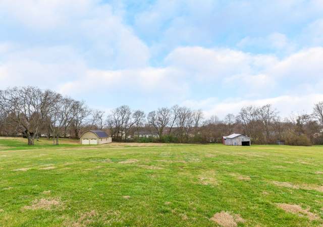 Photo of 1030 Robertson Rd, Gallatin, TN 37066