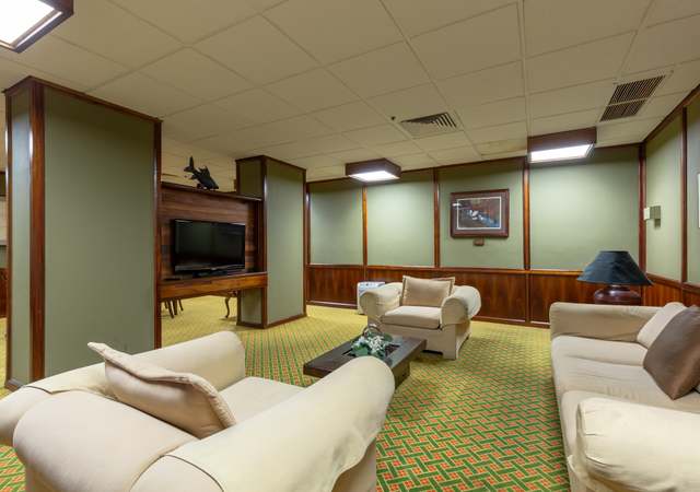 Photo of 555 Hahaione St Ph -4, Honolulu, HI 96825
