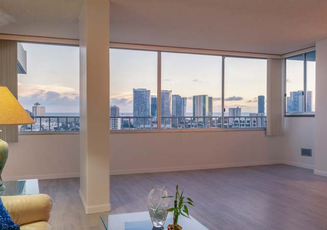 Photo of 1400 Pensacola St #1805, Honolulu, HI 96822