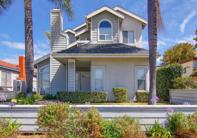 Photo of 2062 Reed Ave, San Diego, CA 92109