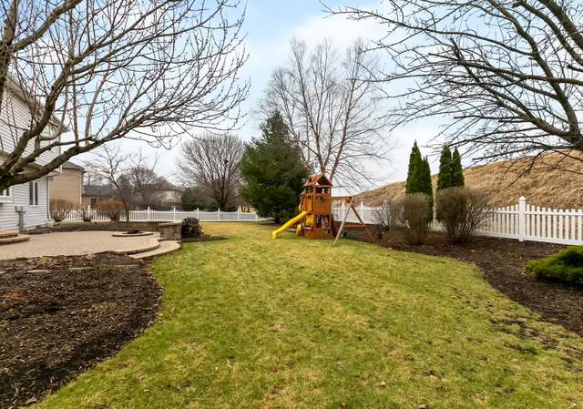 Photo of 464 Lewis Rd, Geneva, IL 60134