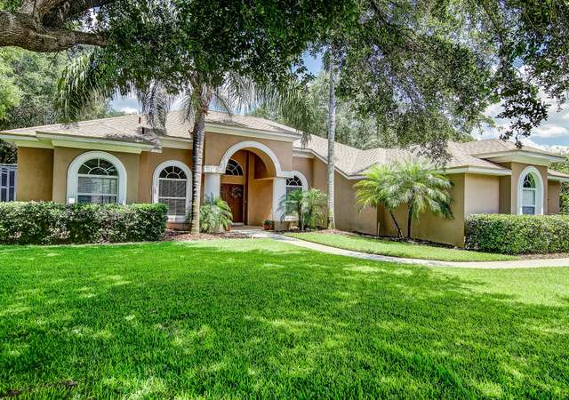 Photo of 2802 Winding Trail Dr, Valrico, FL 33596