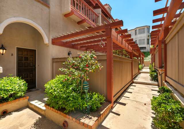 Photo of 2573 Navarra Dr Unit B, Carlsbad, CA 92009