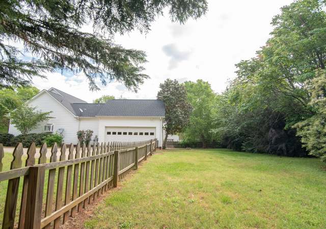 Photo of 107 W Fieldsparrow Ct, Greenville, SC 29615
